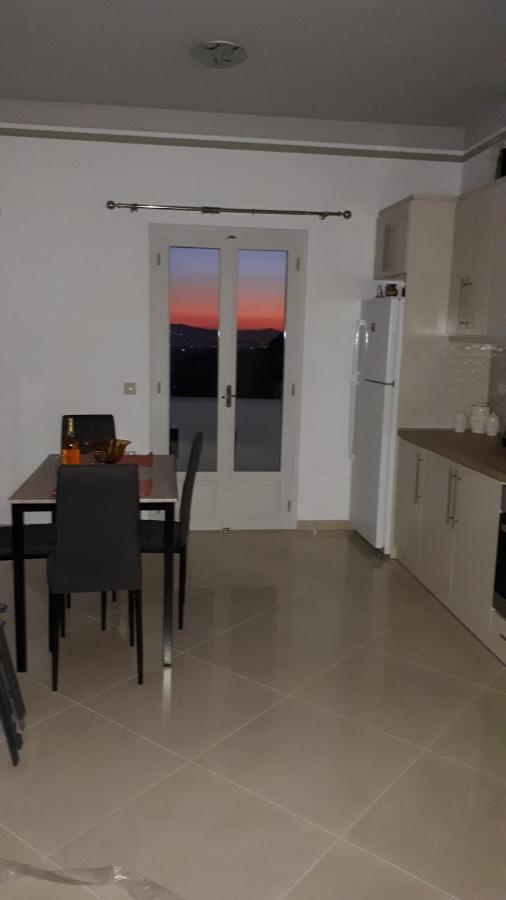 Summer Hοuse Apartment Vivlos